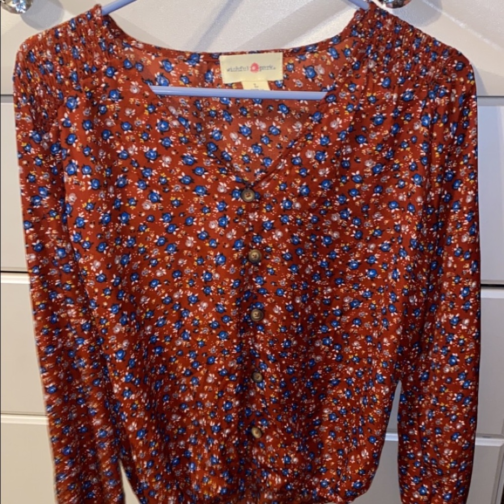 Wishful park woman’s blouse!